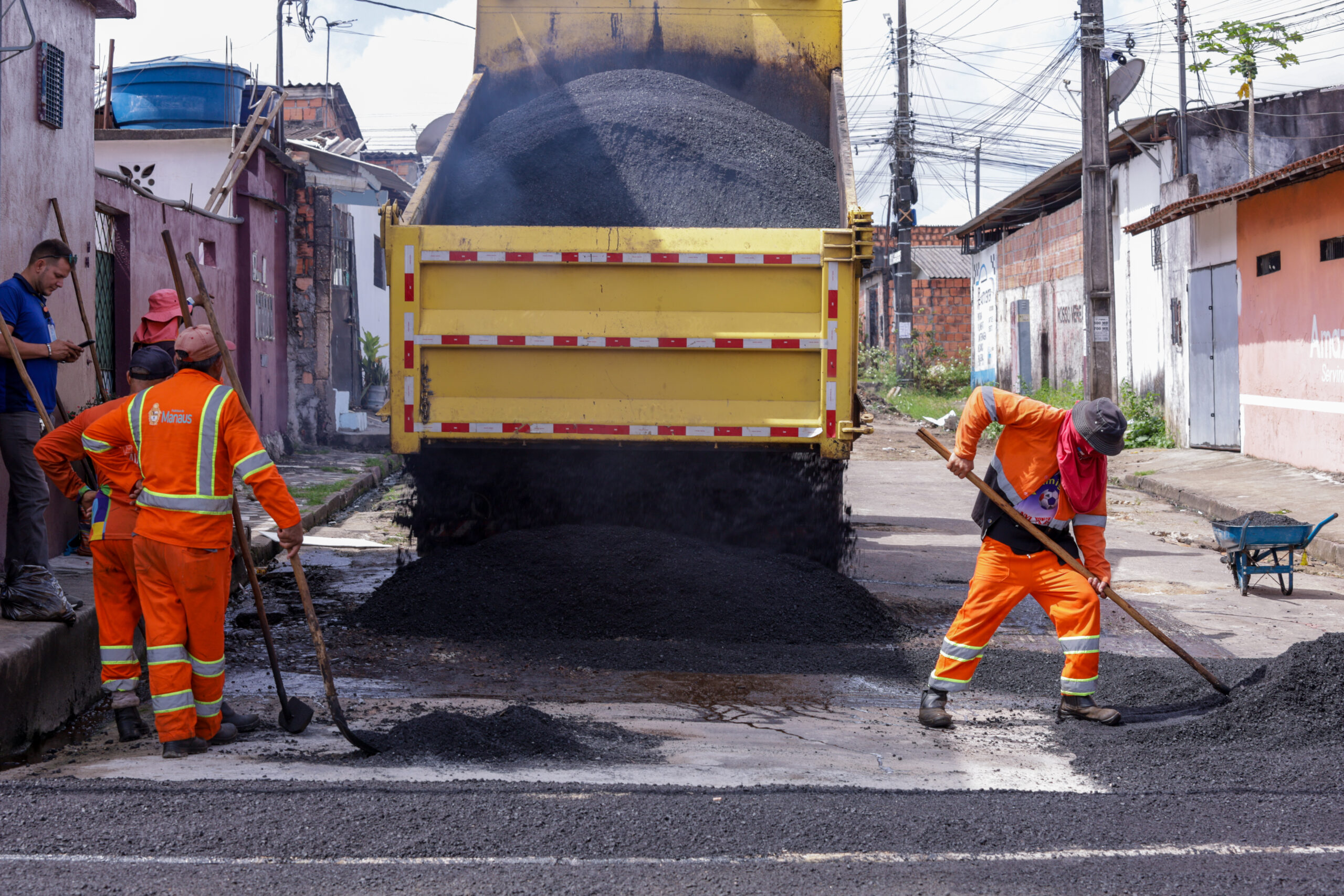 Prefeitura leva mutirão de serviços do ‘Manaus Que A Gente Cuida’ à zona Norte neste fim de semana