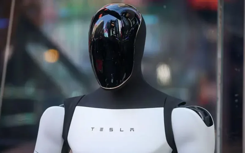 Por que Elon Musk quer produzir robôs humanoides