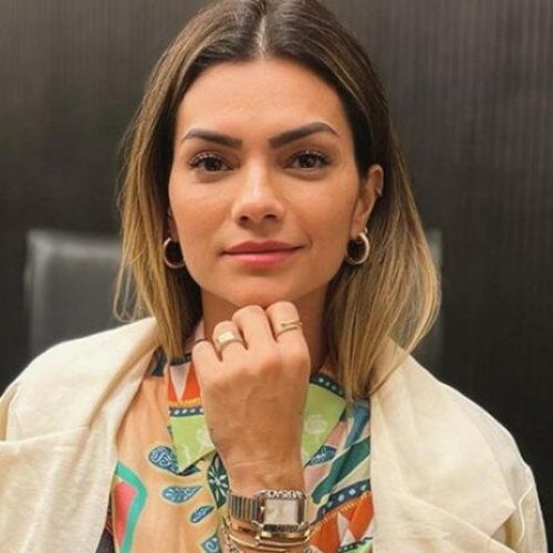 Kelly Key, vivendo na Angola, luta contra diagnóstico