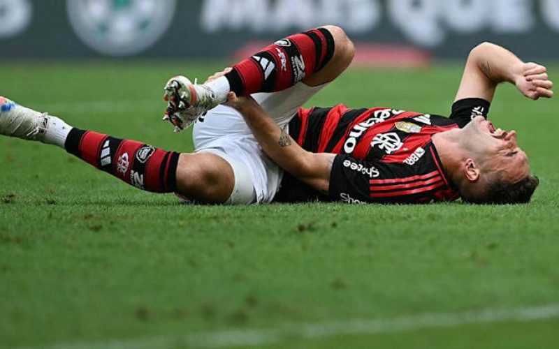 Léo Ortiz joga hoje? Desfalques e escalação do Flamengo contra o Racing pela Libertadores