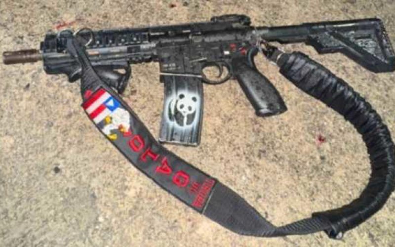 Suspeito morto em megaoperação no Rio de Janeiro tinha bandeira da Bahia em fuzil