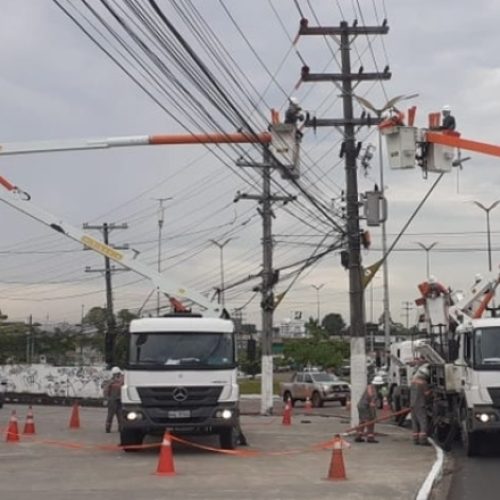 Sete bairros de Manaus devem ficar sem energia nesta segunda (17)