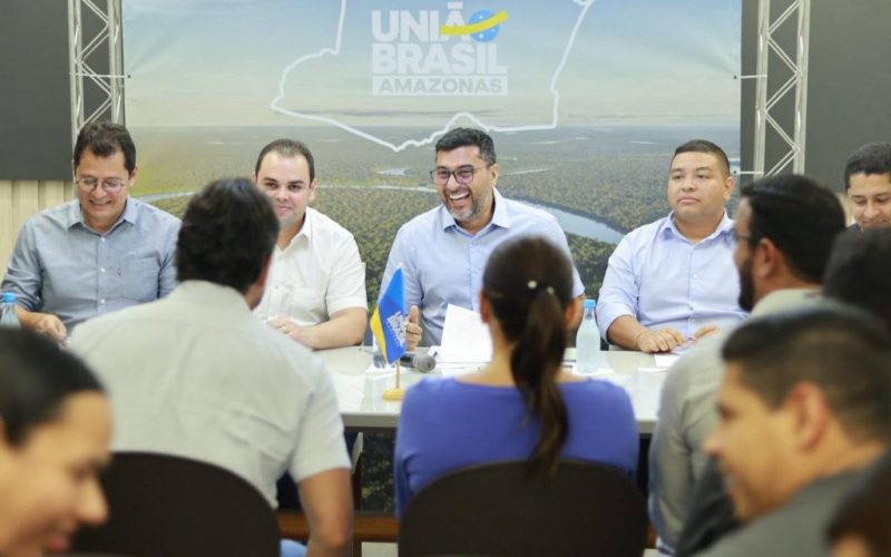 Wilson dá novo sinal de que está de saída para ser candidatura ao reforçar estrutura de seu partido