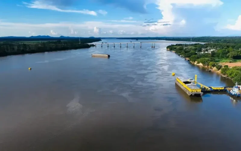 Corredores Fluviais de exportação de grãos e soja RR-AM