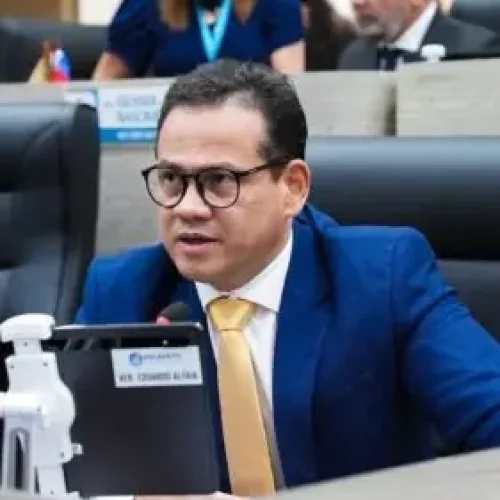 Projeto de Eduardo Alfaia institui o ‘Parlamento Autista’ e promove inclusão de pessoas com TEA na rotina da CMM