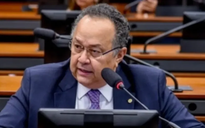 Família de Silas Câmara é citada em investigação da COMI do INSS