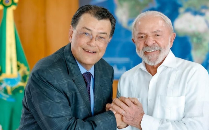 Eduardo Braga se reúne com presidente Lula para destravar obras e benefícios sociais no Amazonas