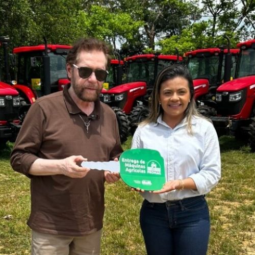 R$ 12 milhões em recursos: máquinas agrícolas destinadas pelo senador Plínio Valério chegam ao Amazonas